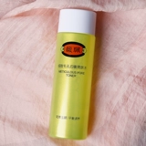 Тонер, увлажняющий лосьон, сужает поры