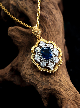 天然蓝宝石18K金钻石吊坠