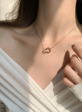 双环锆石钛钢项链女时尚轻奢锁骨链罗马数字吊坠锁骨链耳饰套装