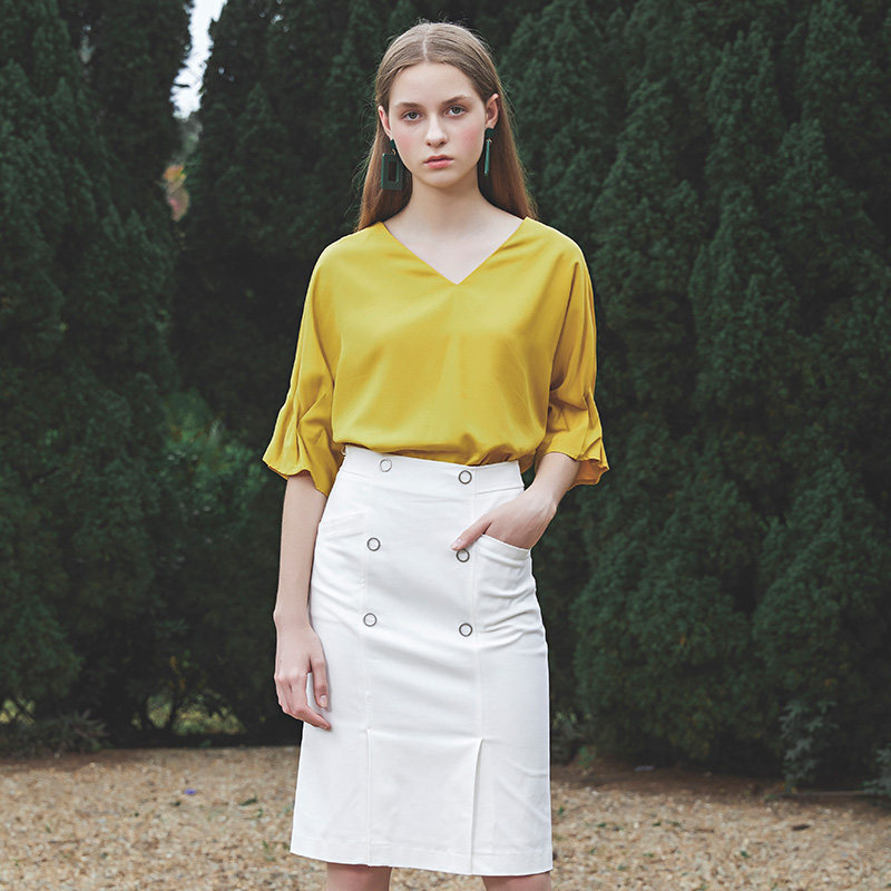 水云间宽松v领t恤女褶皱纯色上衣 sedateT恤