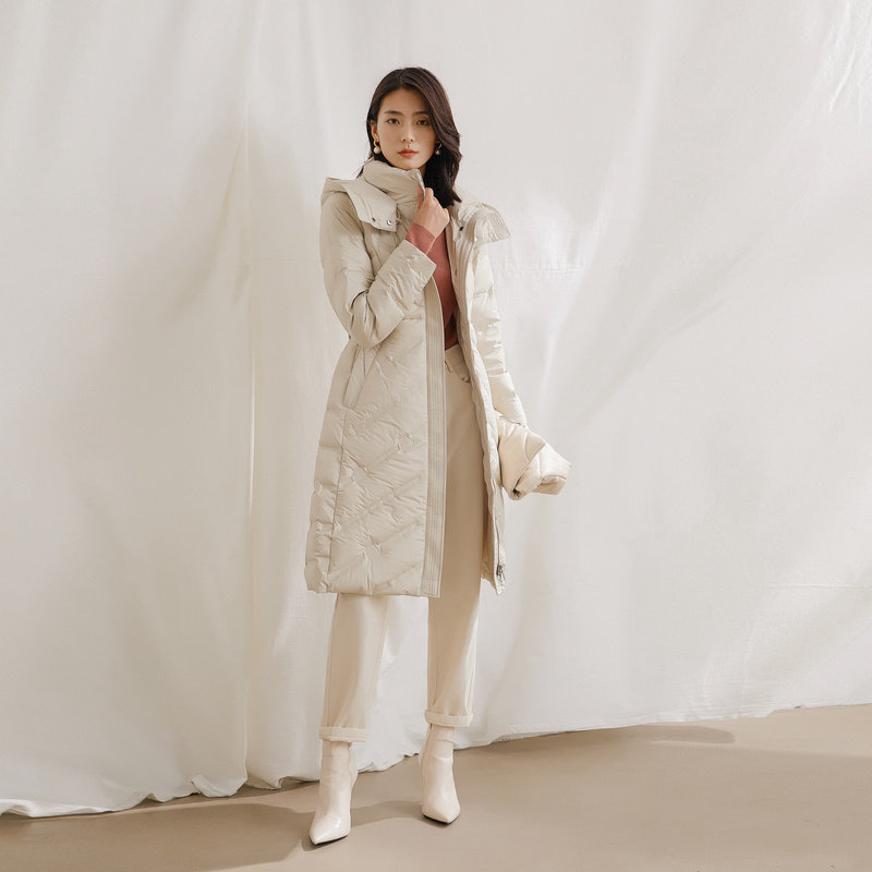 水云间衍缝设计感中长款连帽白鹅绒 sedate羽绒服