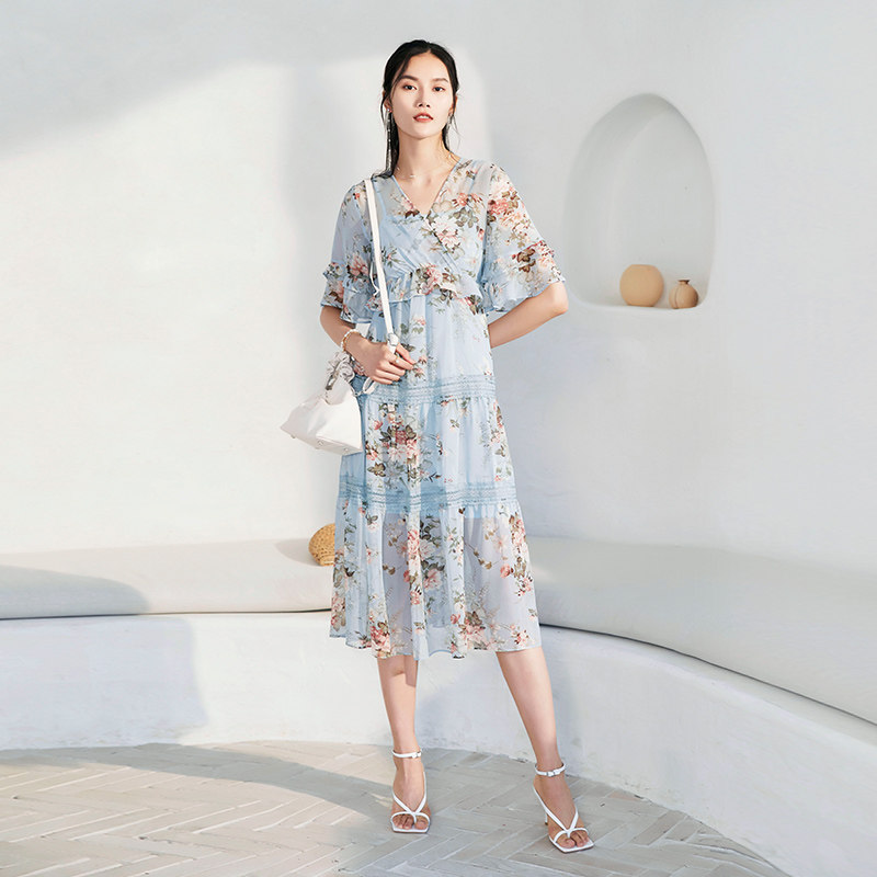 水云间中长款v领2020夏新款连衣裙 sedate连衣裙