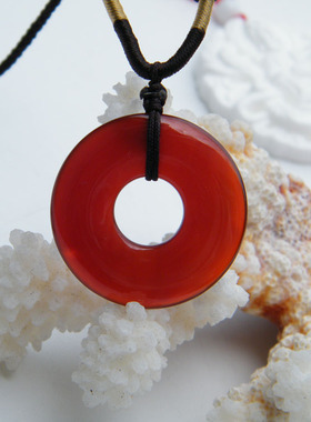 红玛瑙平安扣项链吊坠