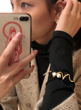 欧美风金色珍珠小众设计网红手镯