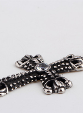 新款欧美复古男士十字架钛钢项链吊坠 潮男个性吊坠项链饰品