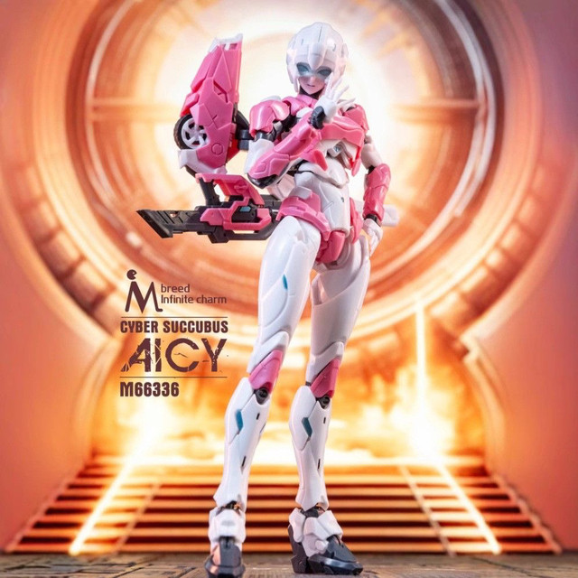 M brand Arcee robot is infinitely charming. Arcee assembled mecha model Ash is super movable and non-deformable.