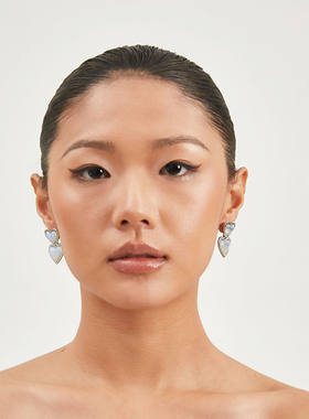 WEARRING桃心贝母耳环可爱
