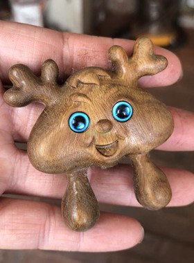 特价包邮阿根廷绿檀鼻部脸部按摩梳檀木木雕工艺品蓝眼睛鹿