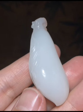 天然正品新疆和田玉籽料福豆 一级白 带红皮 老糯 带证书全国复检