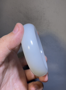 天然高品和田新疆籽料宽轮胎手镯一级过灯58mm正品带证书全国复检