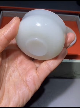 精品新疆和田玉籽料 茶杯 鸡缸杯一级老熟 玉种老糯 高33mm宽61mm