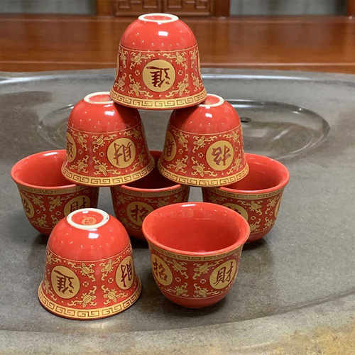 陶瓷复古红色小酒杯子酒盅喜庆烈酒白酒杯老式小月光舞台道具杯 - 图1