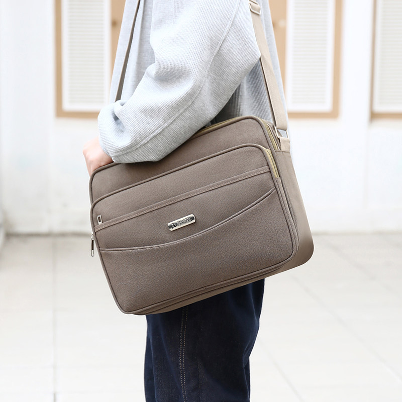 韩版大容量男士单肩包防水耐磨时尚潮百搭手提背包户外运动外出包,淘宝优惠券,粉丝福利购,淘宝优惠卷