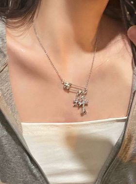 【千亿少女】十字架别针锆石项链女甜酷配饰轻奢小众锁骨链镶钻