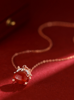 巷南925纯银抱抱福马项链本命年