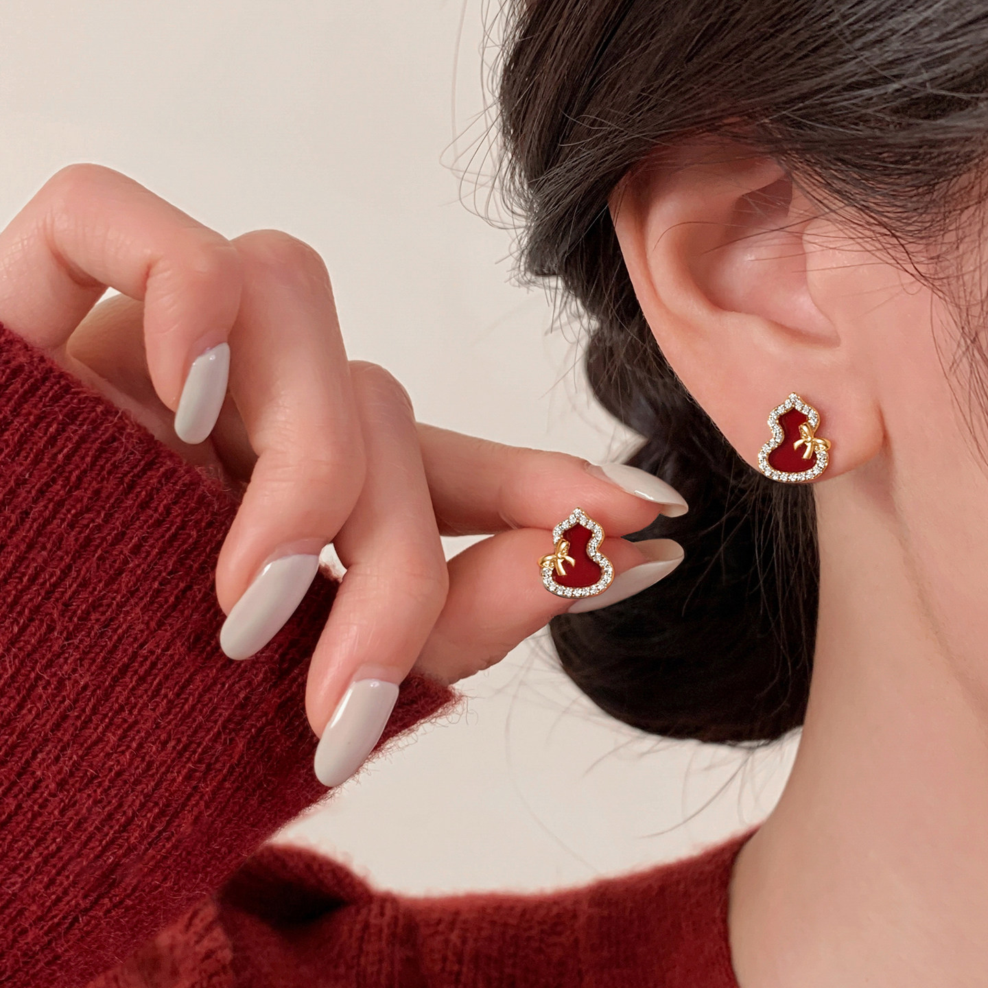 【巷南】999银葫芦蝴蝶结耳钉高级感耳环2026本命年女耳饰过新年,淘宝优惠券,粉丝福利购,淘宝优惠卷