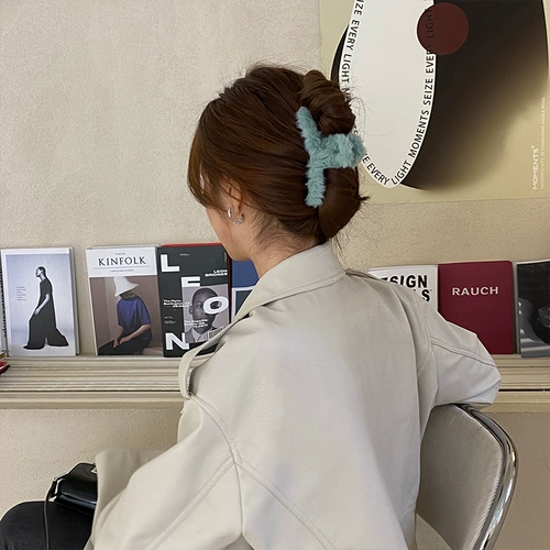 Плюшевая демисезонная заколка для волос, заколка-крабик, акула, аксессуар для волос, шпильки для волос