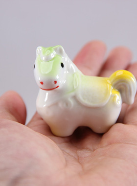 骏马萌马陶瓷小摆件招财马筷子架