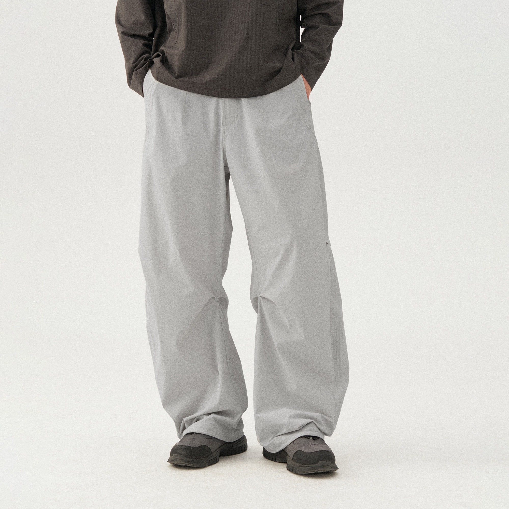 【户外装备】防泼水UPF50+防晒弯刀裤