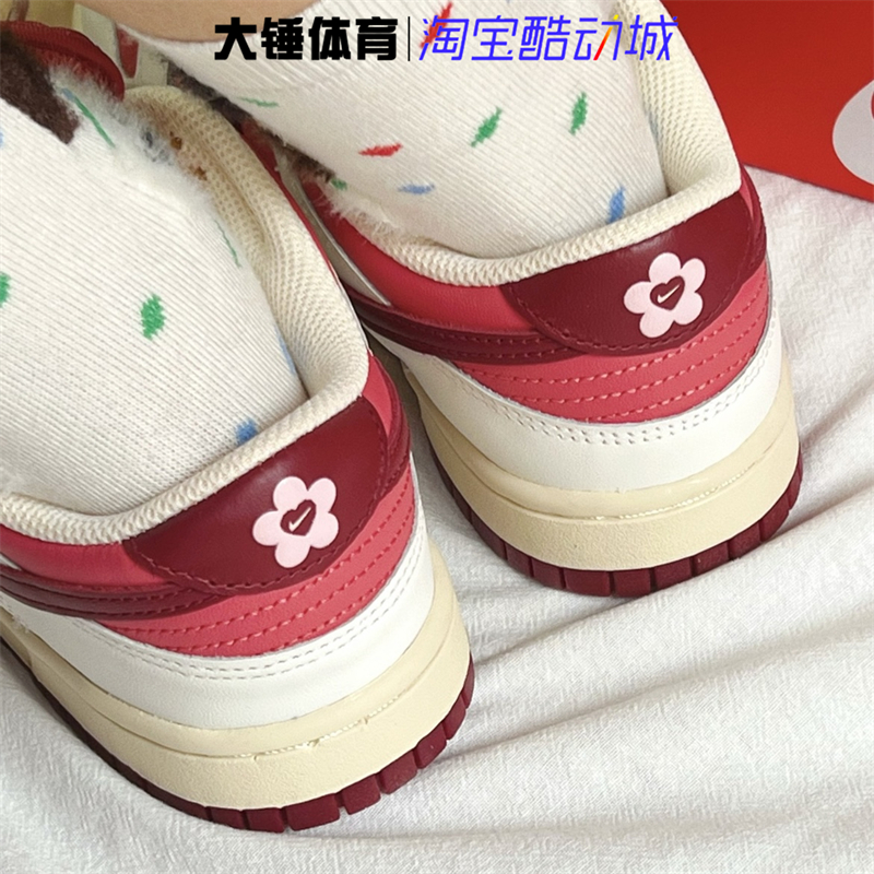 Nike/耐克Dunk Low 情人节限定白红女款低帮运动板鞋HF0736-161 - 图1