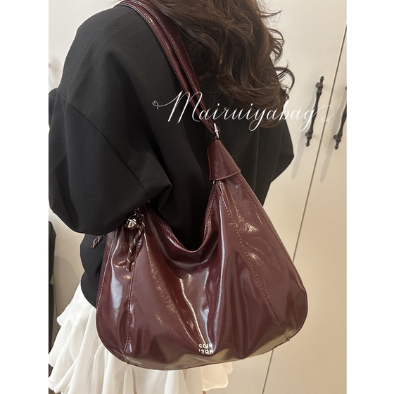 Fashion Korean Commuting Casual One Shoulder Armpit Tote Bag