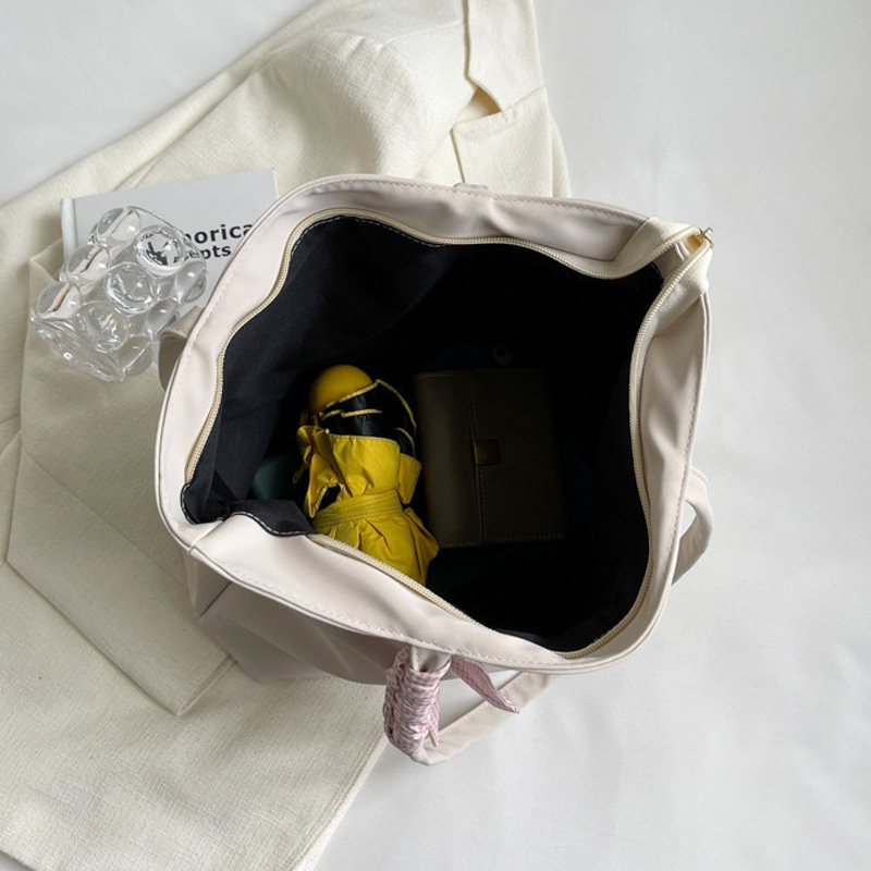 今年流行包包女丝巾2022新款潮时尚单肩包百搭小众通勤帆布托特包,淘宝优惠券,粉丝福利购,淘宝优惠卷