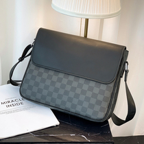 Hong Kongs new mens fashion single shoulder bag trend single shoulder inclined satchel bag large capacity square casual bag bag