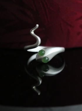 蛇年戒指和田玉碧玉独家款