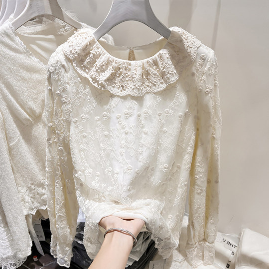 2025新款韩国气质显瘦娃娃领刺绣加厚保暖长袖纯色蕾丝上衣女冬季