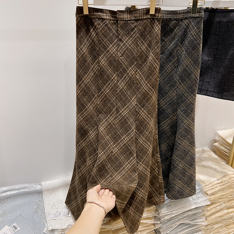 2025新款韩国气质显瘦高腰格子拼色加厚毛呢中长款鱼尾半身裙女,淘宝优惠券,粉丝福利购,淘宝优惠卷