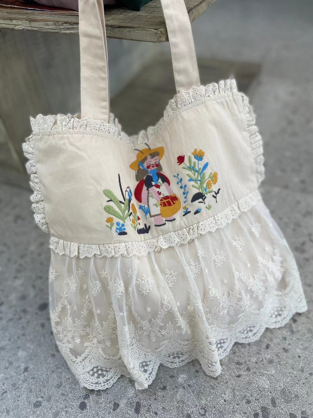 森系蕾丝花边拼接森女特色唯美气质单肩包手提包包复古手袋,淘宝优惠券,粉丝福利购,淘宝优惠卷