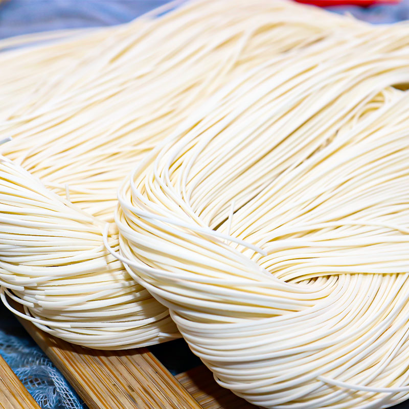 Fujian thread noodles, salt-free thin batter, a specialty of southern Fujian