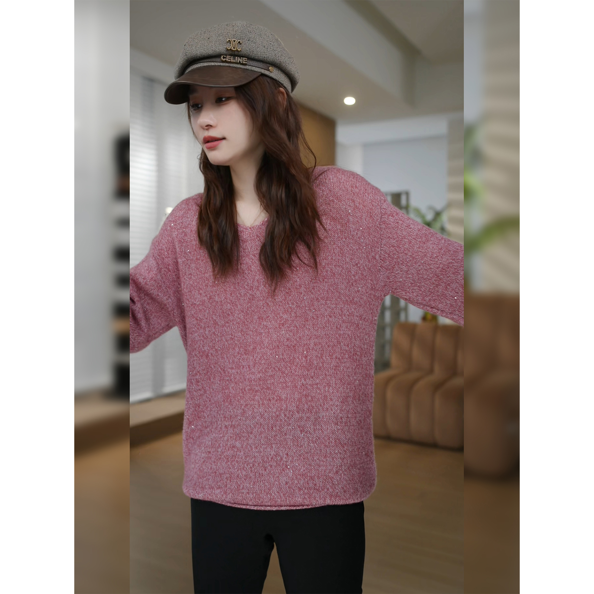 邱莹莹 HELA AOMI “矜贵松弛”山羊绒5.2%+莱赛尔羊驼毛针织衫 - 图2