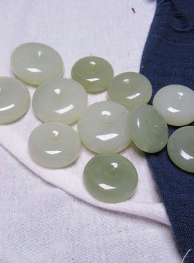 和田玉平安扣羊脂玉坠礼物情侣款天然A货女式简约时尚平安扣吊坠