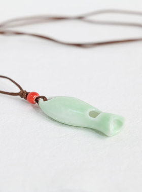 【可吹响】创意个性锦鲤口哨项链小清新陶瓷鱼吊坠情侣款毛衣链女