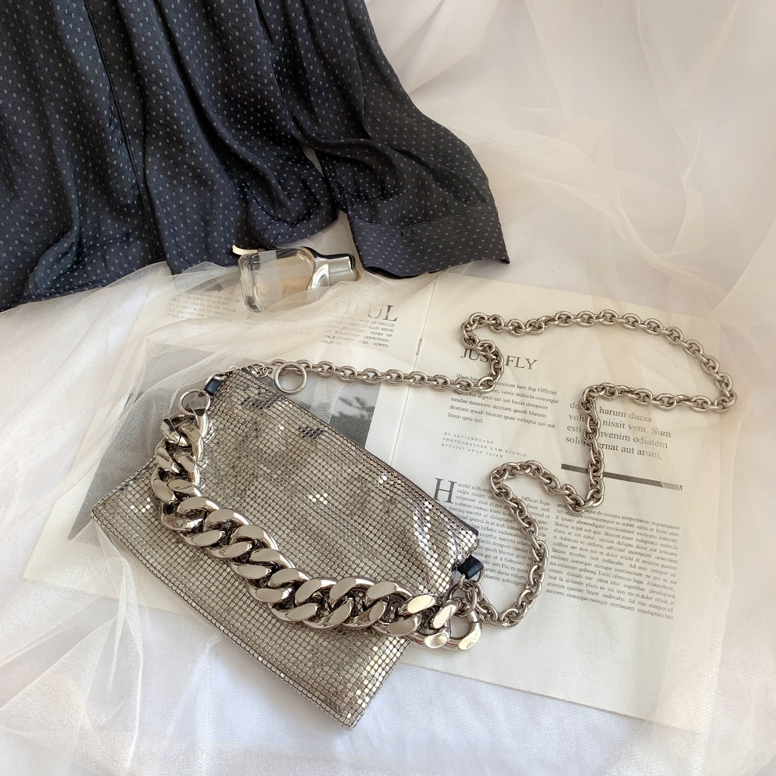 kara包链条胸包麻将亮片蹦迪小方包 banff女士包袋