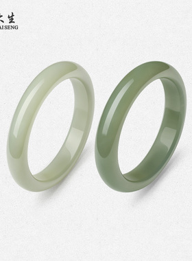 周大生天然和田青玉手镯女平安镯