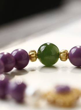 软语紫云母碧玉古法鎏金雕花手链