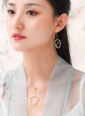 临安初雨丨江南烟雨团扇纯银项链