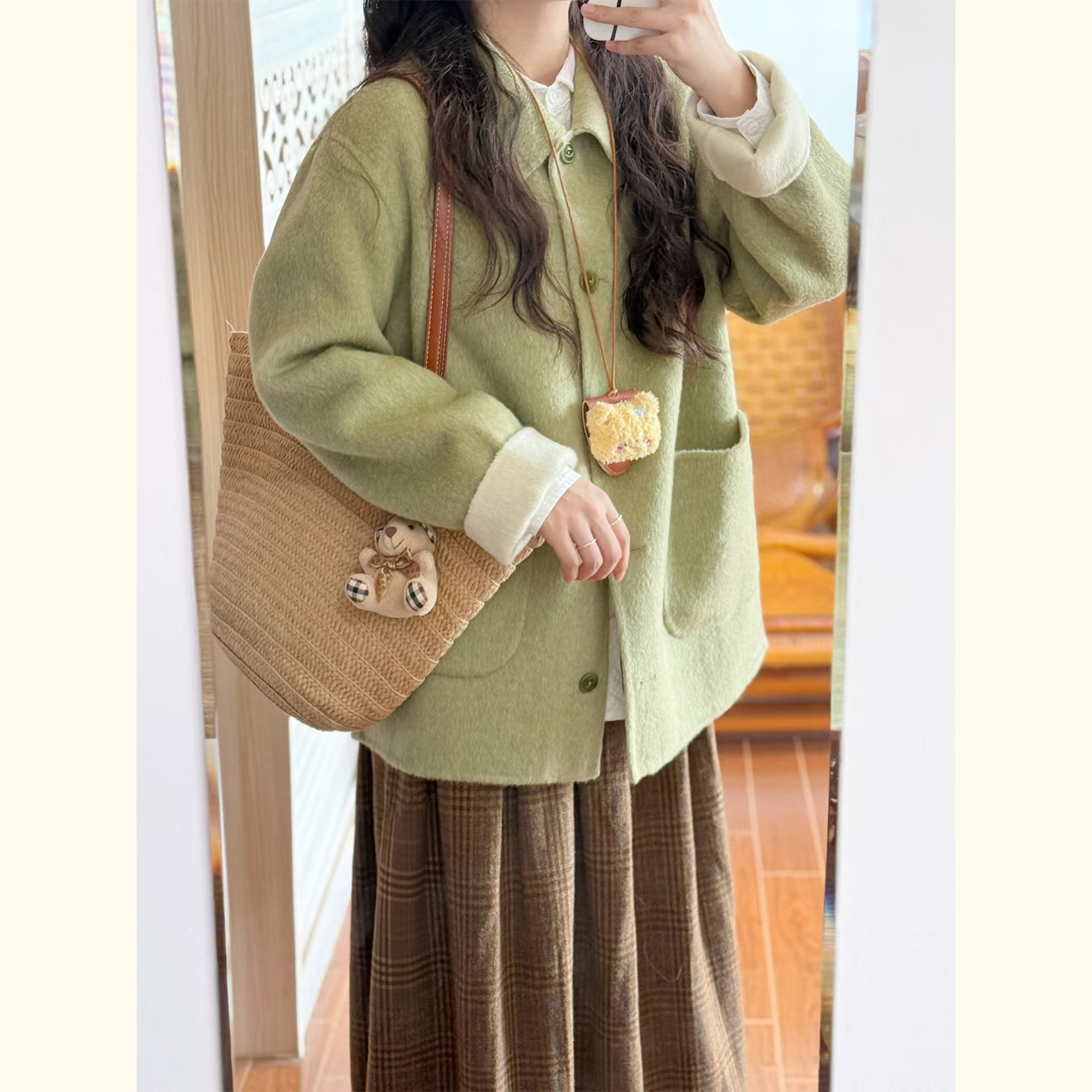 韩系简约风单排扣绿色翻领毛呢外套女小个子高级感显白呢子大衣,淘宝优惠券,粉丝福利购,淘宝优惠卷