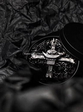 手工银饰做旧动漫吊坠项链