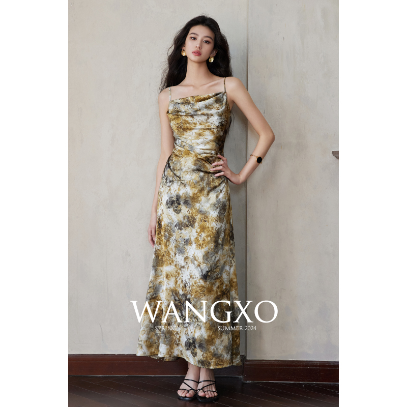 WANGXO｜乔其剪花立体肌理｜舒适透气印花底布｜吊带长款连衣裙女