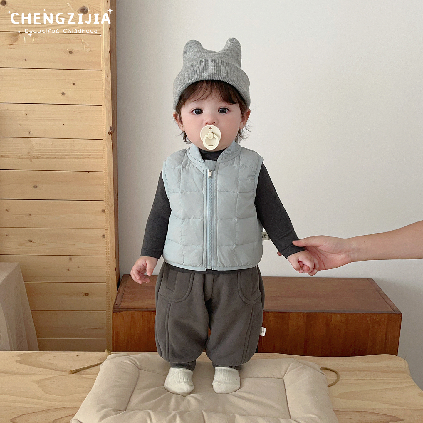 男童冬装羽绒外套套装男宝宝韩版马甲休闲打底衫婴儿加绒保暖裤子 - 图2