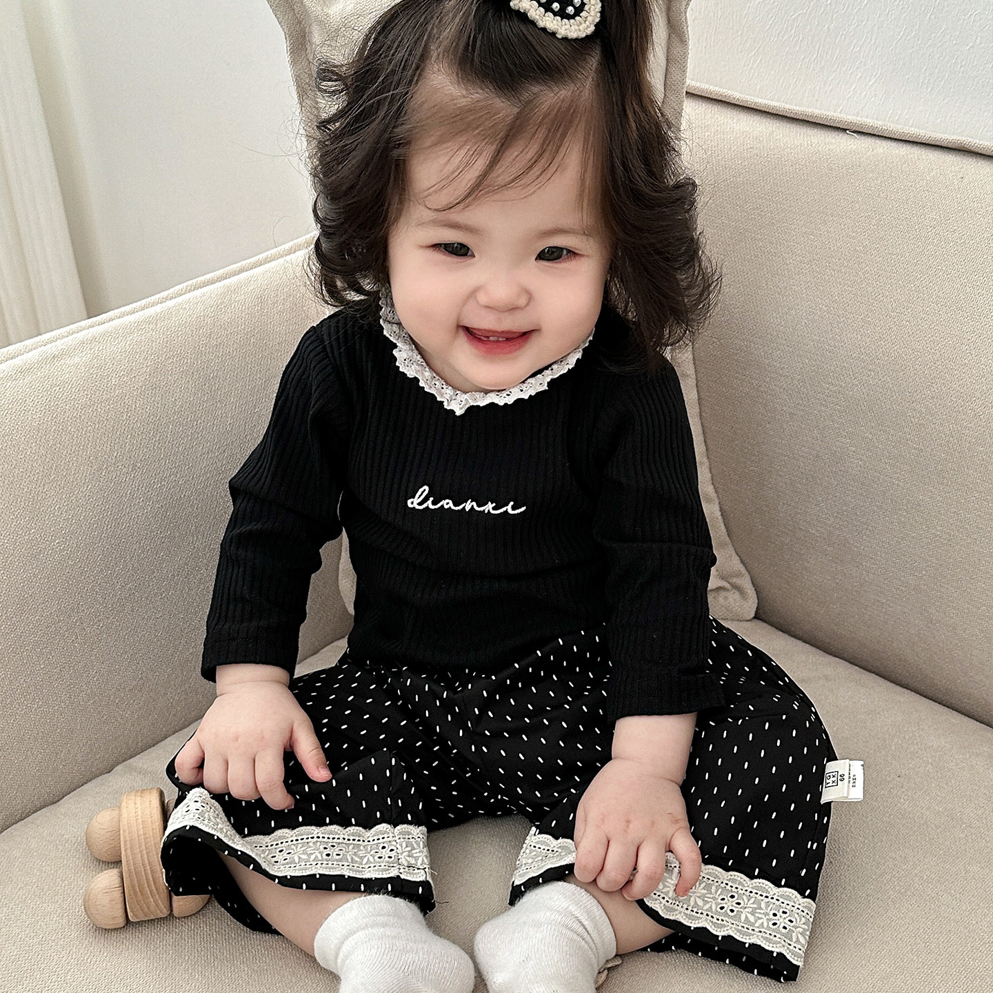 女宝宝春秋季套装婴儿时髦针织外套洋气打底衫花边长裤气质三件套,淘宝优惠券,粉丝福利购,淘宝优惠卷