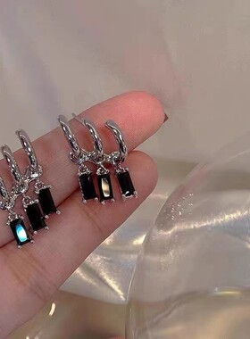 甜酷暗黑锆石几何方块耳钉冷淡风