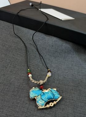 手工diy小马挂件项链编织绳彩色珠子本命年吉祥物饰品