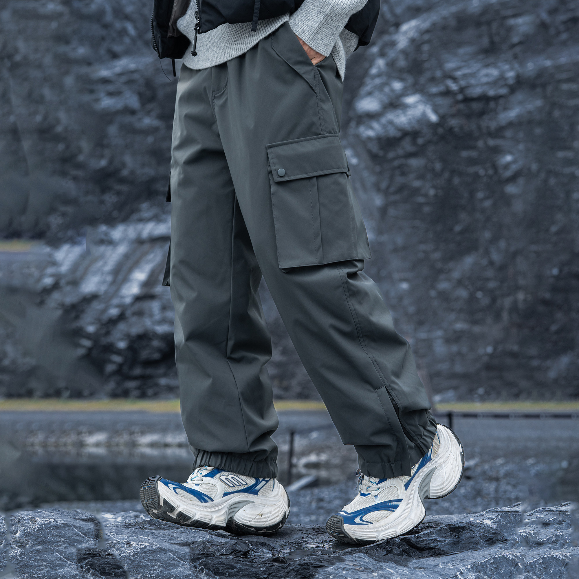 AOGZ冲锋裤子男女秋冬款90白鸭绒加厚三防滑雪登山裤束脚工装长裤,淘宝优惠券,粉丝福利购,淘宝优惠卷