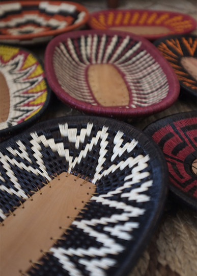 Colombia WAYUU woven handicrafts pop style wooden plate