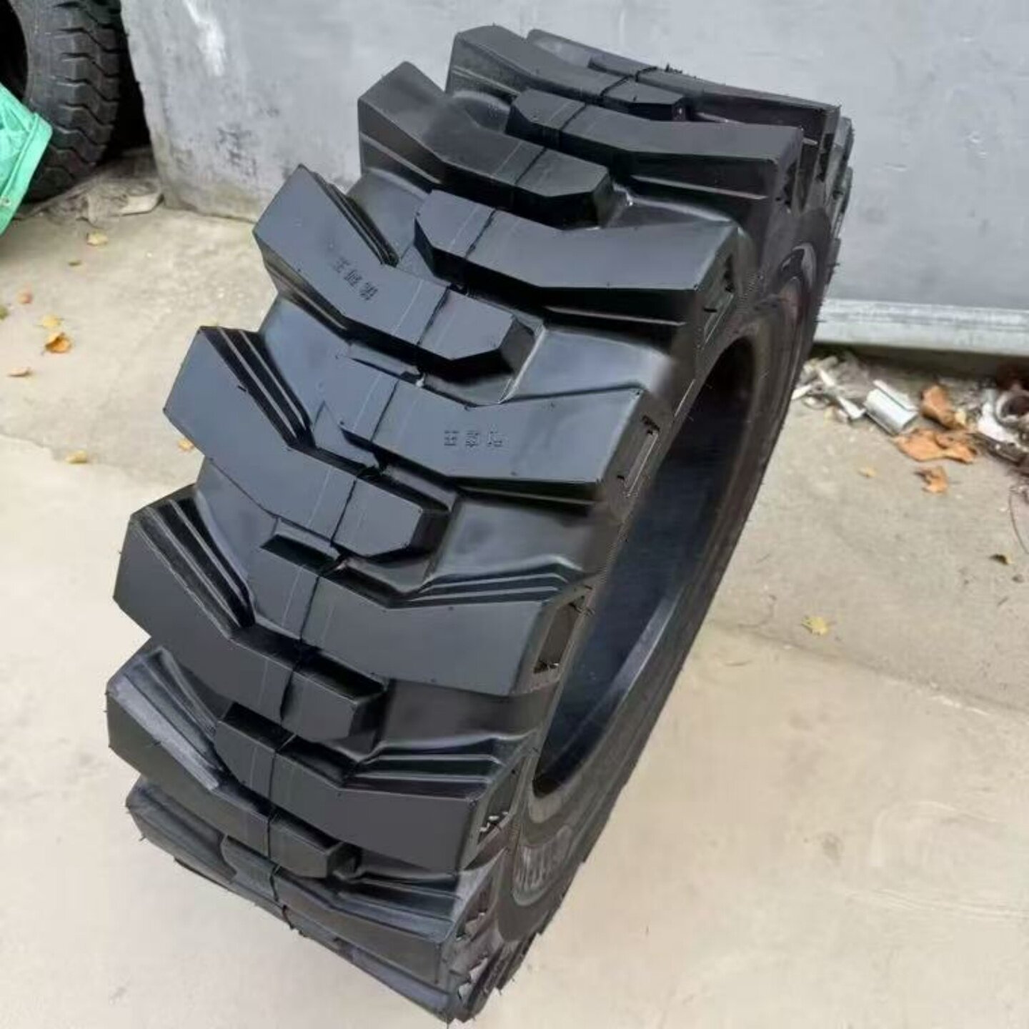 铲车装载机半实心钢丝轮胎825 1200 1490 20.5/70-16  1670-20-24,淘宝优惠券,粉丝福利购,淘宝优惠卷