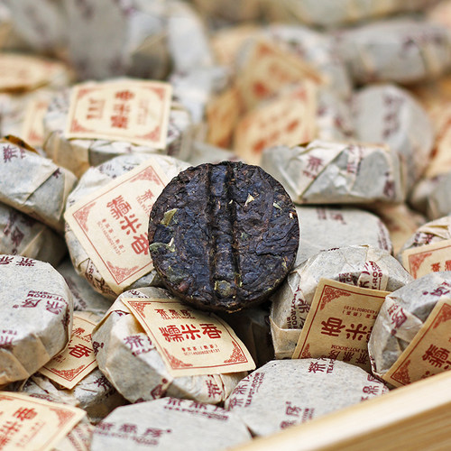 云南普洱茶鼎房糯米香普洱茶熟茶小玉饼牛皮纸天方地圆500克 包邮 - 图0